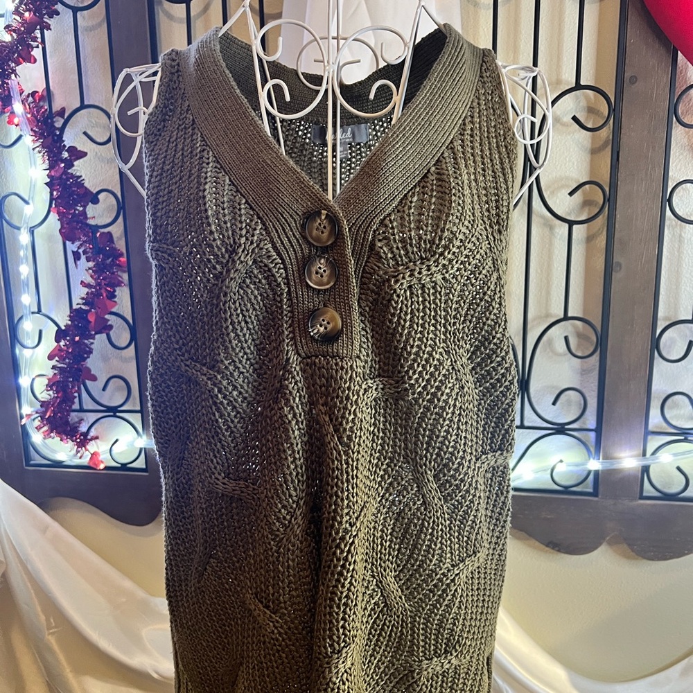 Stylish Olive Knit Tank with Buttons